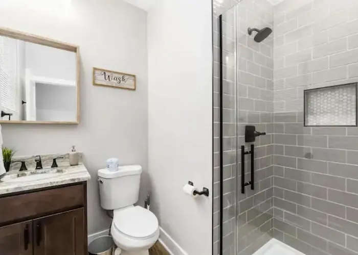2 Homes Side By Side Downtown With Fenced Yard And Hot Tub *